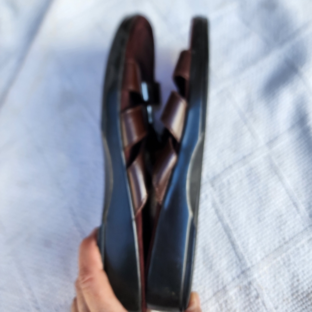 Minnetonka Brown strappy slides‎ 10 - Picture 6 of 10